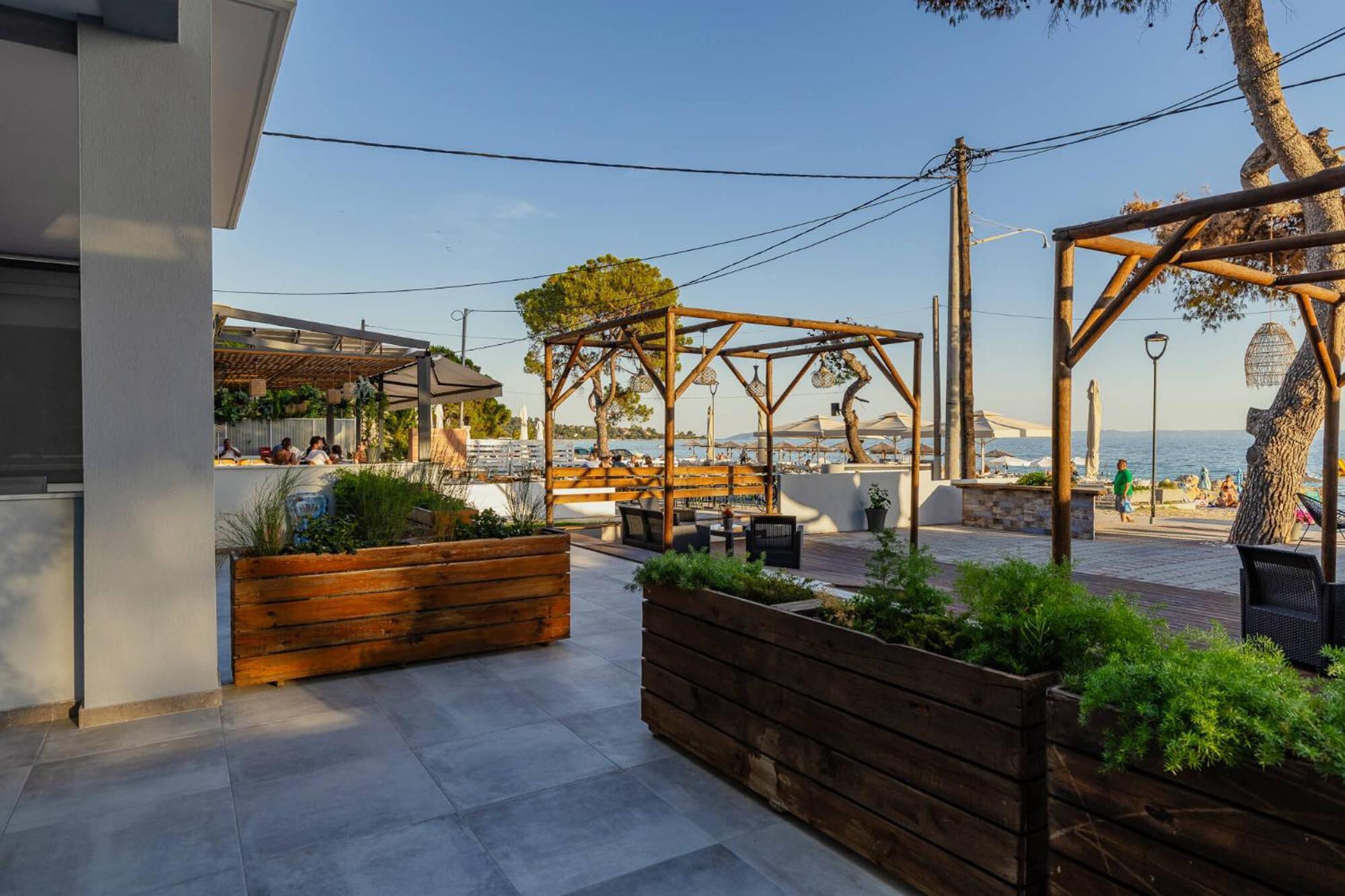 Enalia Luxury Living Daire Nikiti  Dış mekan fotoğraf