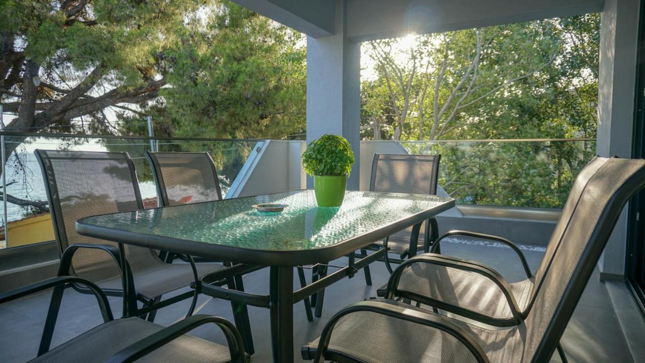 Enalia Luxury Living Daire Nikiti  Dış mekan fotoğraf