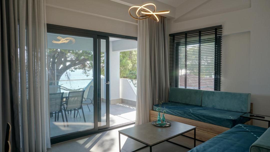 Enalia Luxury Living Daire Nikiti  Dış mekan fotoğraf