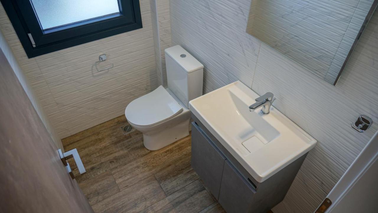 Enalia Luxury Living Daire Nikiti  Dış mekan fotoğraf