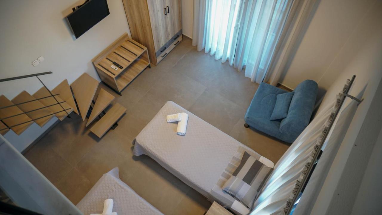 Enalia Luxury Living Daire Nikiti  Dış mekan fotoğraf