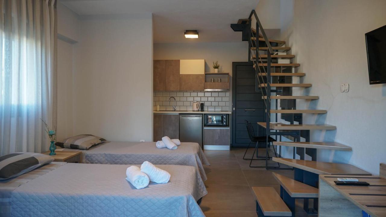Enalia Luxury Living Daire Nikiti  Dış mekan fotoğraf