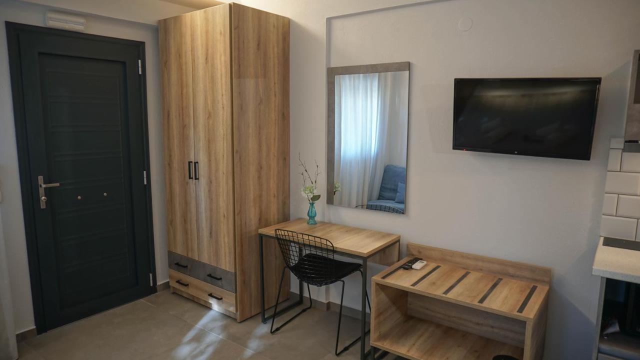 Enalia Luxury Living Daire Nikiti  Dış mekan fotoğraf